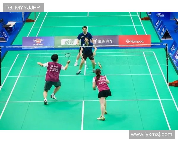 深圳羽毛球队与广州羽毛球队赛后复盘团队协作的成功与不足分析